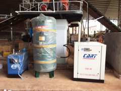 ���ҽ�ĳ�V��(ch��ng)ُ�õĿ����ؿՉ��C(j��)�̓�(ch��)���